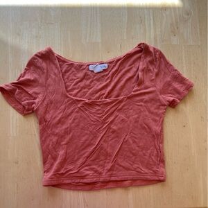 Orange cropped t-shirt